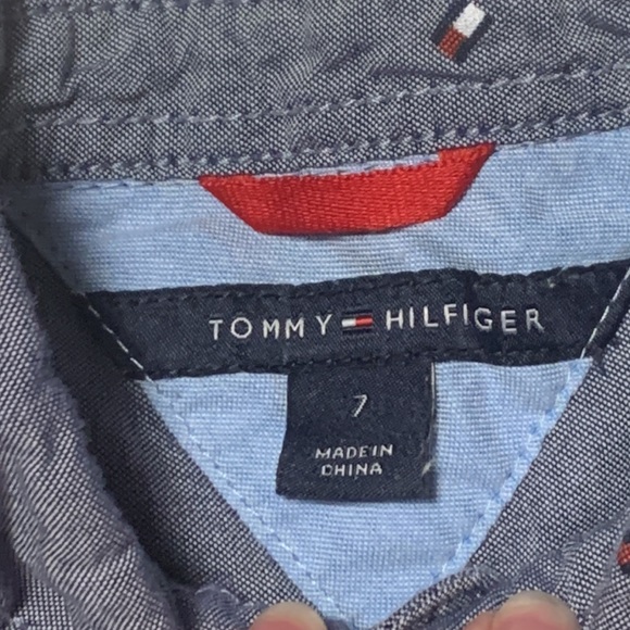 Tommy Hilfiger Boys Button-Up Shirt, EUC, Size 7 - Picture 2 of 9